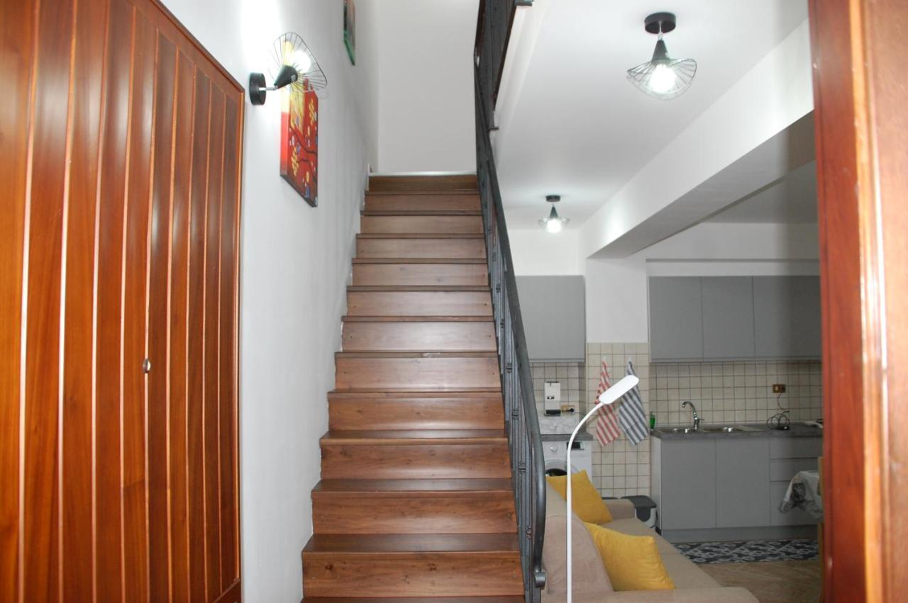 Casa Vacanze Antico Cortile Delle Palme Villa Villagrazia Di Carini Kültér fotó
