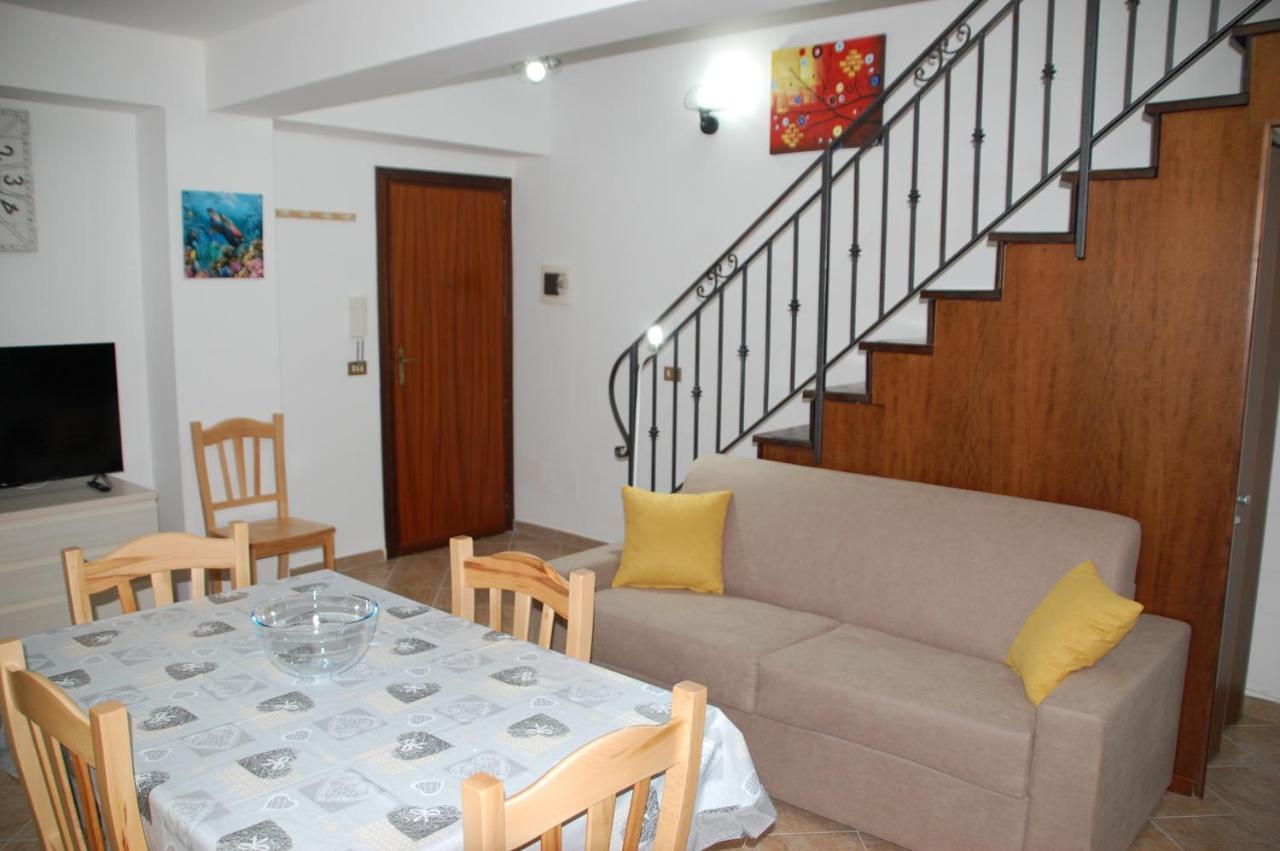 Casa Vacanze Antico Cortile Delle Palme Villa Villagrazia Di Carini Kültér fotó