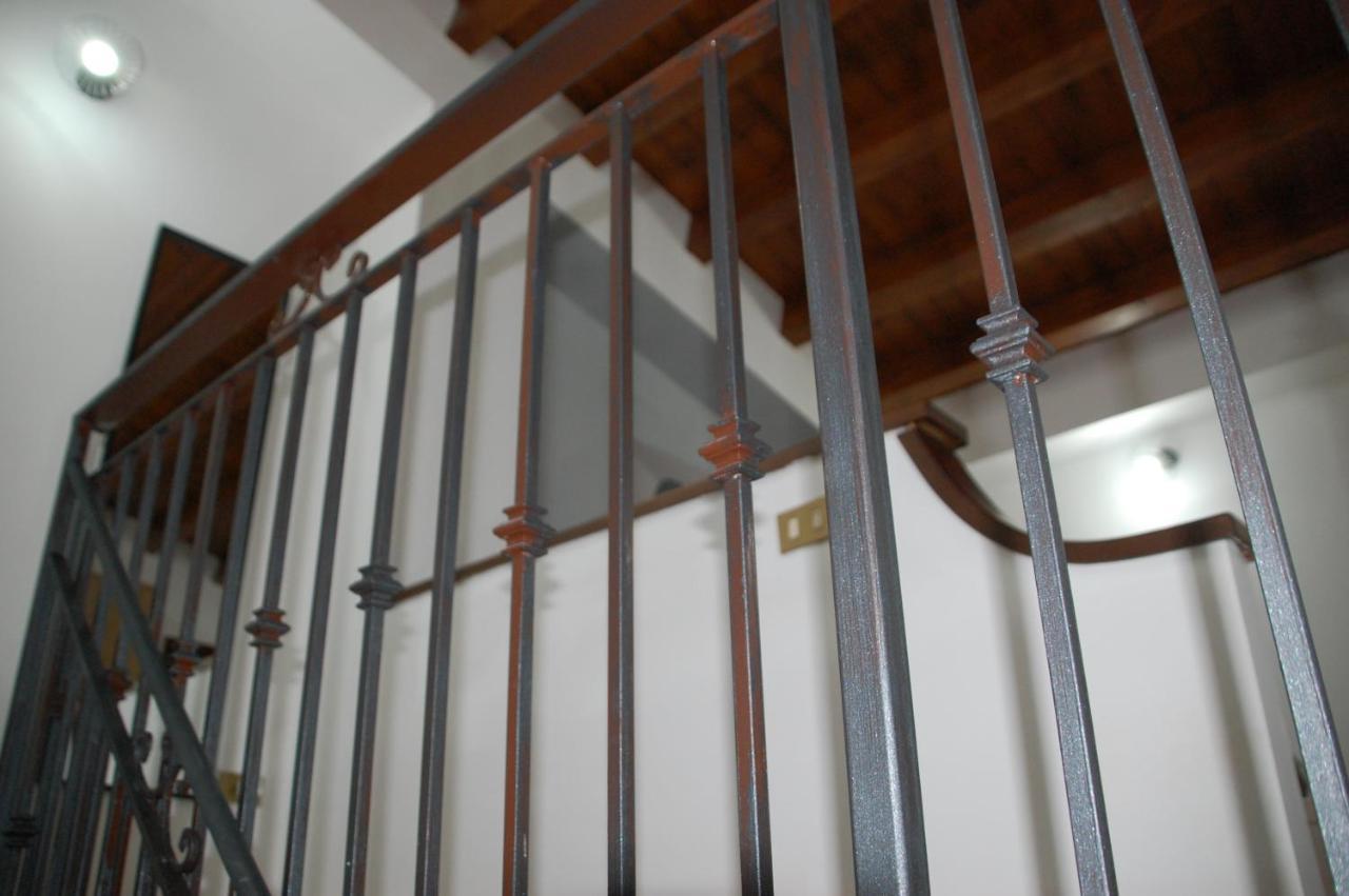 Casa Vacanze Antico Cortile Delle Palme Villa Villagrazia Di Carini Kültér fotó